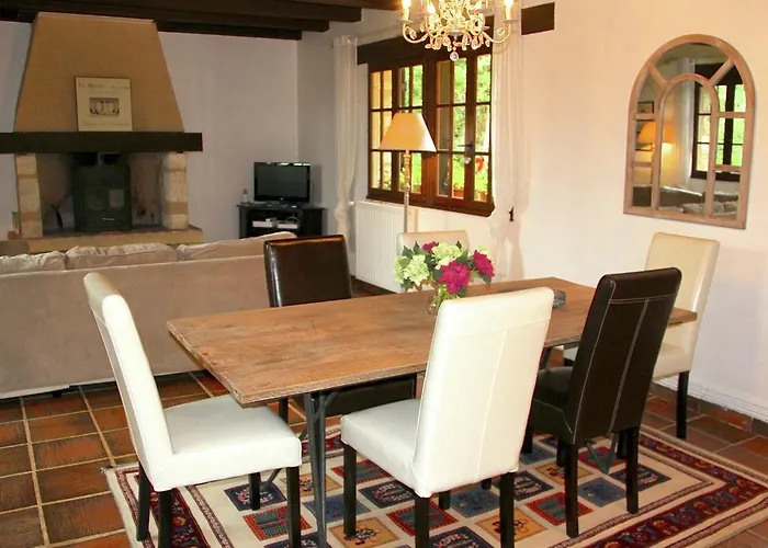 Le Coustal 펜션 Auriac-du-Périgord