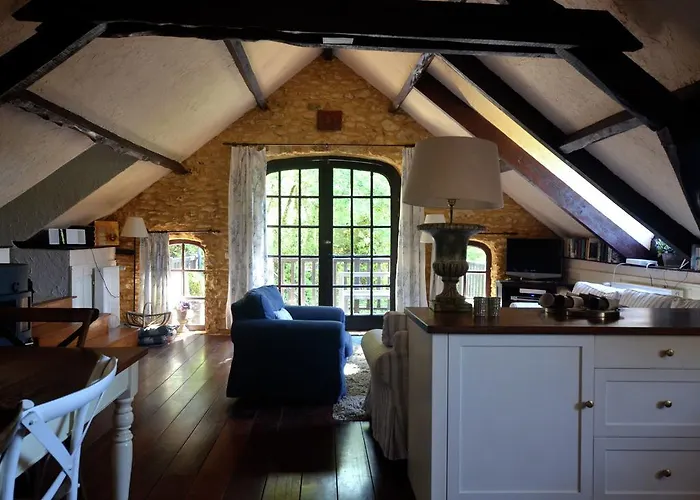 Le Coustal 펜션 Auriac-du-Périgord